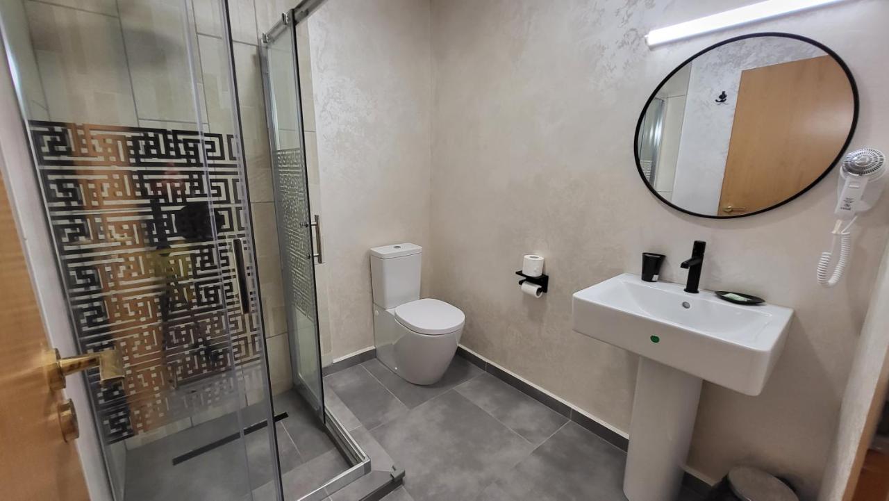 Boutique Global Aparthotel Brasov Ngoại thất bức ảnh
